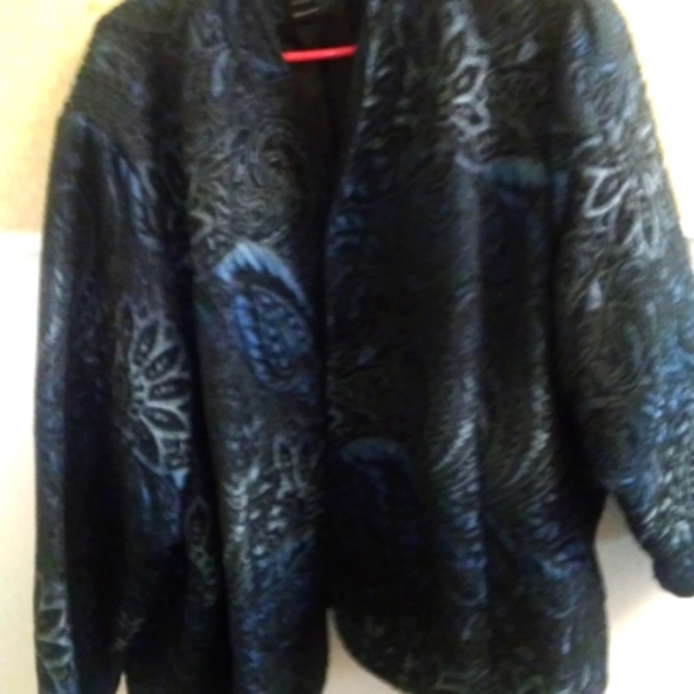 Vintage Maggie BarnesBlazer beautiful blues and blacks intricate detailing
